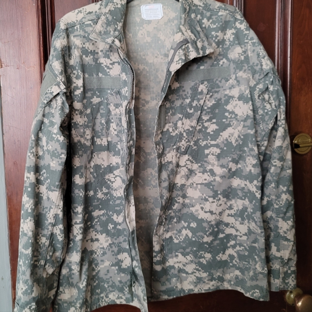 Army Jacket Camouflage-Mens Medium - Picture 3 of 11